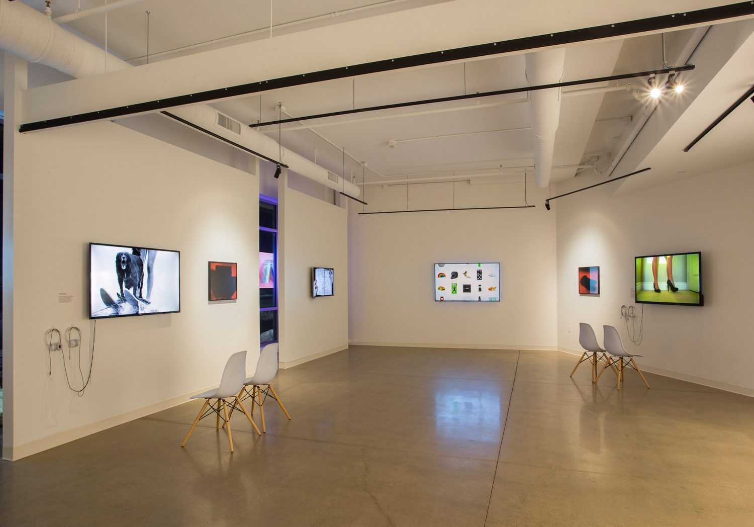 Exhib Install Whenitrains01