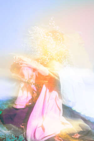 Dia Jade METADATA Bloom